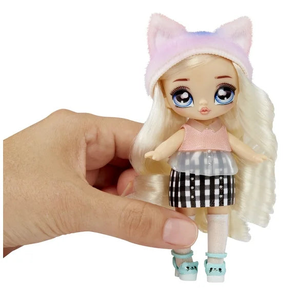Na Na Na Surprise Minis Série 2 - Boneca Fashion de 4" - Embalagem mistério com confettis surpresa